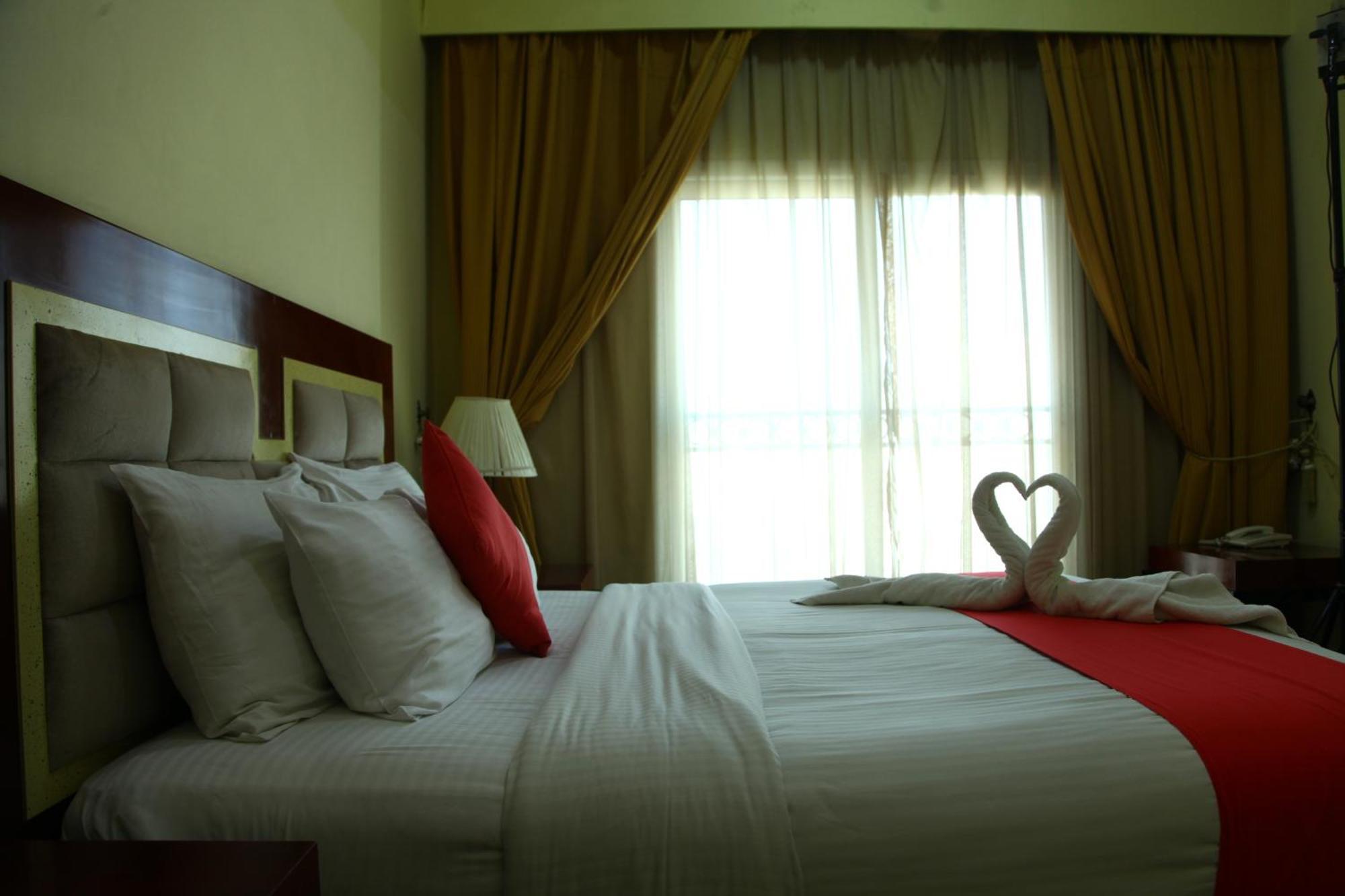 Ruwi Hotel Apartments, Sardzsa Kültér fotó