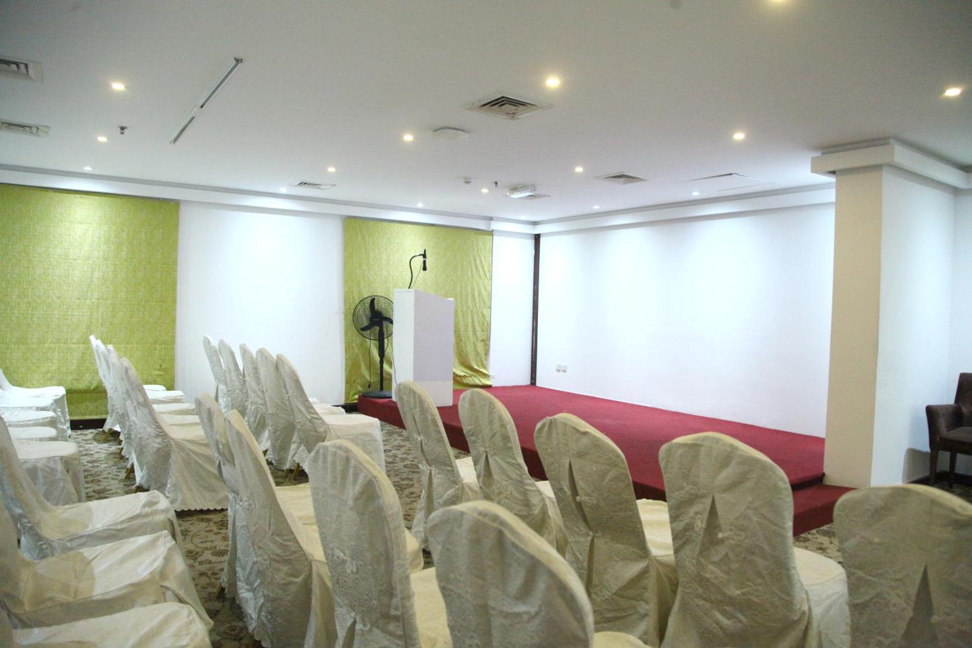 Ruwi Hotel Apartments, Sardzsa Kültér fotó