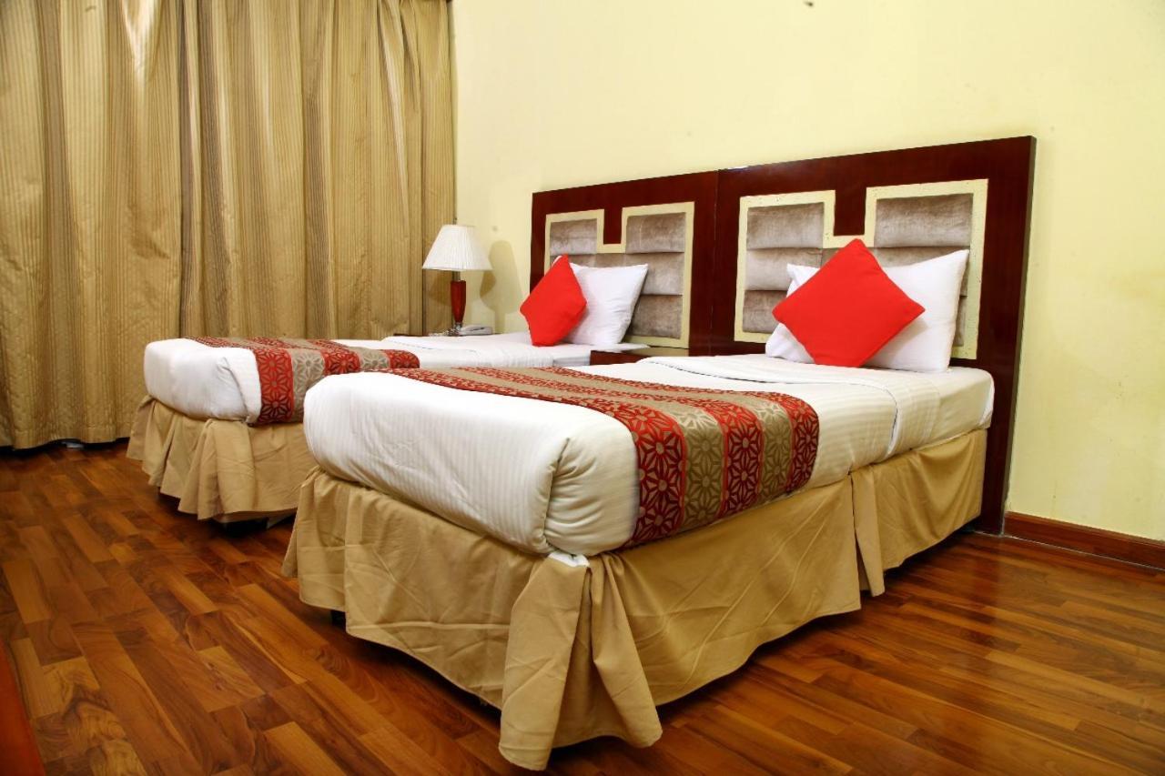 Ruwi Hotel Apartments, Sardzsa Kültér fotó